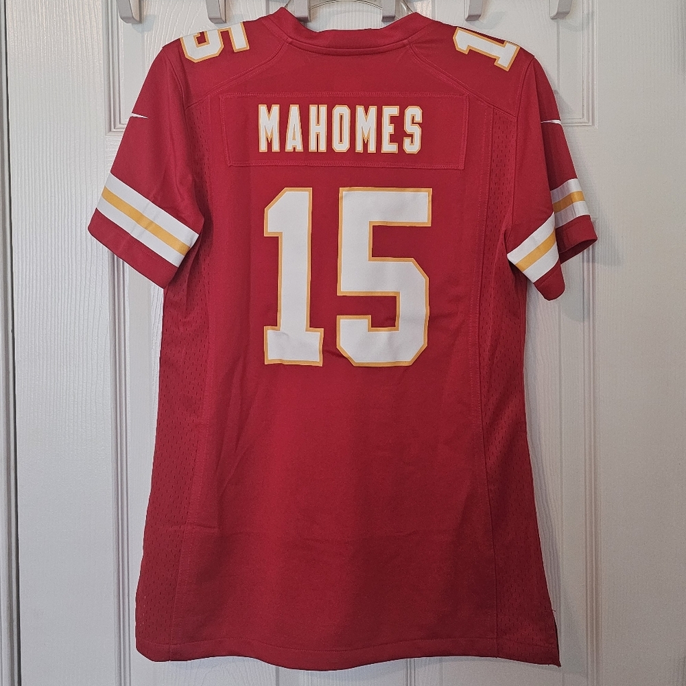 NWOT Chiefs Jersey - Picture 3 of 3